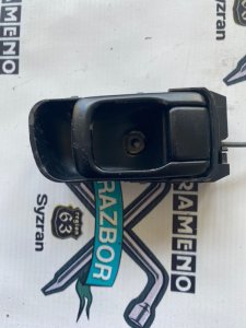 Ручка двери внутренняя Nissan Bluebird 1998 U14