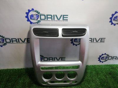 Рамка магнитолы Chery QQ6