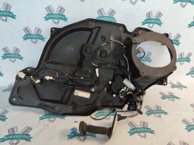 Обшивка боковой двери Mazda CX-7