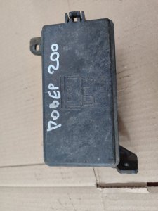 Блок предохранителей Rover 200