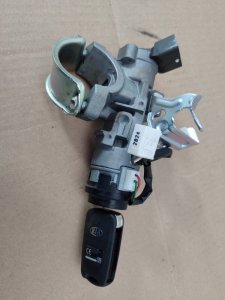 Замок зажигания Kia Rio 2012 3