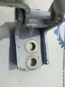 Петля двери Nissan Almera G15