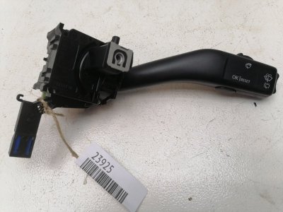 Переключатель дворников Volkswagen Golf 5