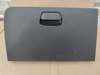 Бардачок Kia Rio 2012 3