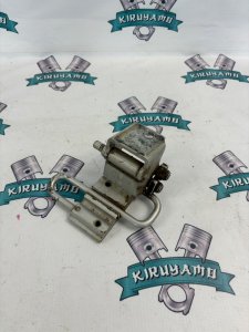 Петля двери Volkswagen Passat 1998 B5