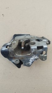 Замок боковой двери Mercedes-Benz w123 1984
