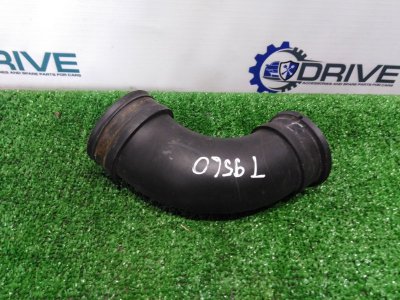 Патрубок воздушного фильтра Opel Astra H