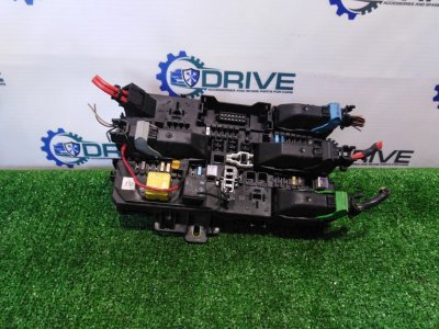 Блок предохранителей Opel Astra H
