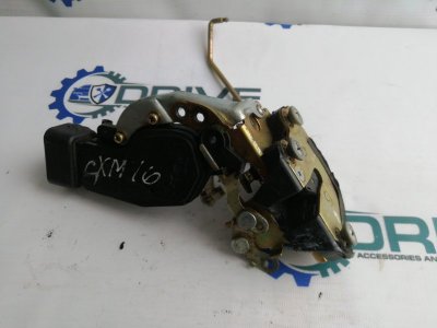 Замок двери Toyota Ipsum CXM10
