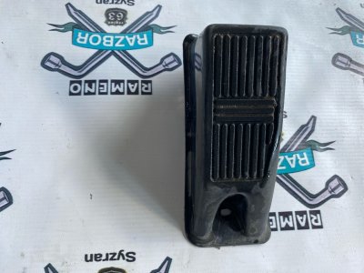 Подставка под ногу Nissan Bluebird 1998 U14