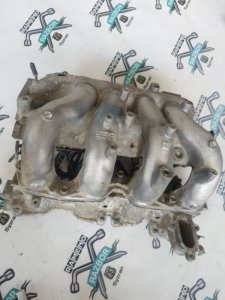 Коллектор впускной Nissan Primera P10