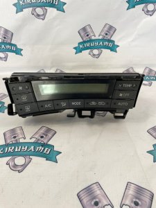 Блок управления климат-контролем Toyota Prius 2010 ZVW30