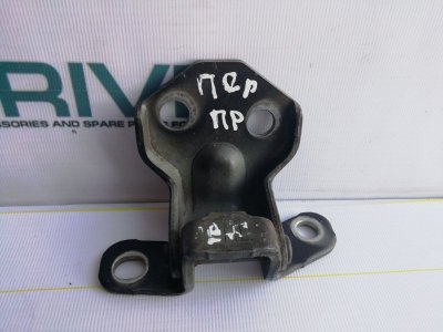 Петля двери Kia Spectra