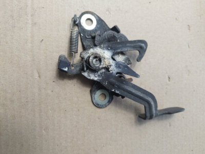 Замок капота Peugeot 308 2008 308