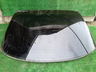 Стекло Opel Omega B