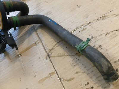 Патрубок отопителя (печки) Volkswagen T4