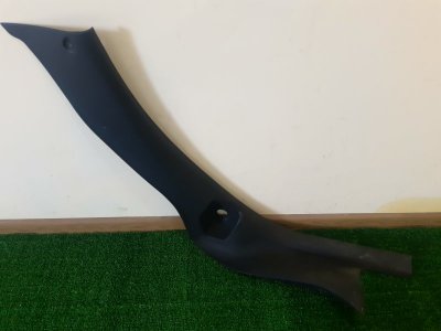 Обшивка стойки Peugeot 307