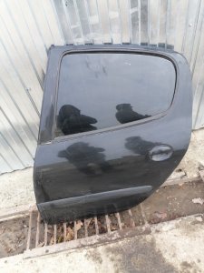 Дверь боковая Peugeot 206