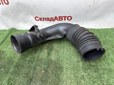 Патрубок воздушного фильтра Honda Civic 2005 FD1