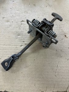 Ограничитель двери Peugeot 308 2008 308