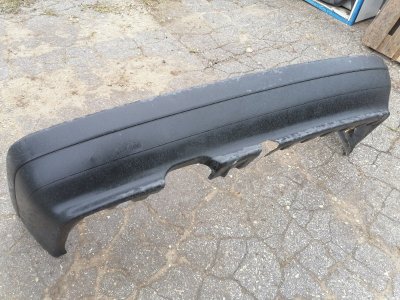 Бампер Audi 80 B3