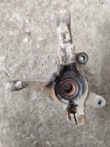 Кулак поворотный Ford Fiesta 2009 mk6