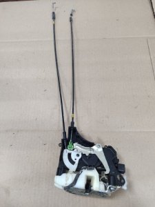 Замок боковой двери Mitsubishi Outlander 2008 XL