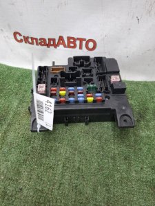 Блок предохранителей салонный MITSUBISHI OUTLANDER 2010 CW5W