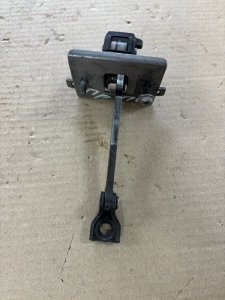 Ограничитель двери Peugeot 308 2008 308