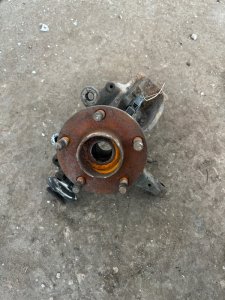 Кулак поворотный Ford FOCUS 2008 седан