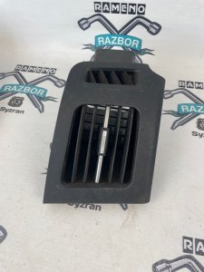 Дефлектор воздушный Toyota Prius ZVW30