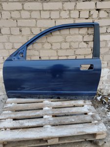 Дверь боковая