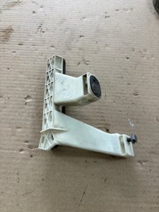 Направляющая стекла двери Peugeot 308 2008 308