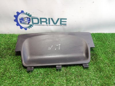 Накладка консоли Nissan Tiida