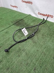 Форсунки омывателя лобового стекла Toyota Estima 2008 ACR50W