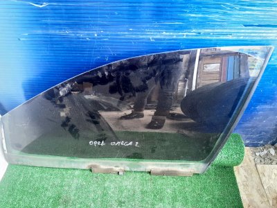 Стекло двери Opel Omega B