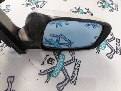 Зеркало заднего вида боковое