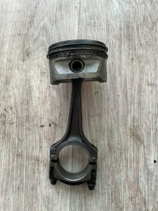 Поршень Opel Vectra B