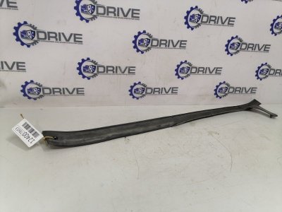 Уплотнитель двери Mercedes W163
