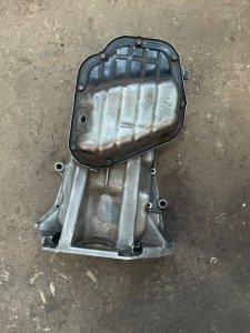Поддон двигателя Nissan CUBE