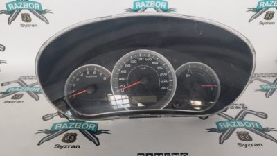 Панель приборов Subaru Impreza