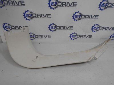 Обшивка двери багажника Ford Focus 3 CB8