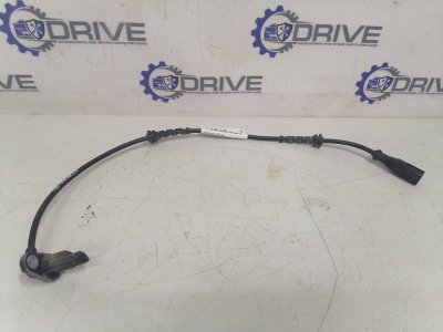 Датчик abs Nissan Almera G15