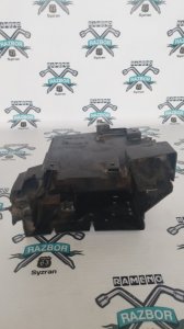 Корпус блока предохранителей Peugeot 406 1999 8B