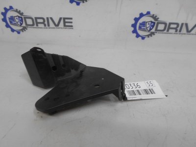 Кронштейн Ford Focus 3 CB8