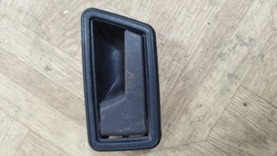 Ручка двери внутренняя Volkswagen Golf 2