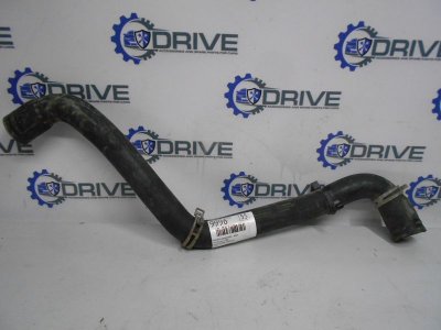 Патрубок радиатора верхний Ford Focus 3 CB8