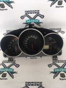 Панель приборов Mazda 3