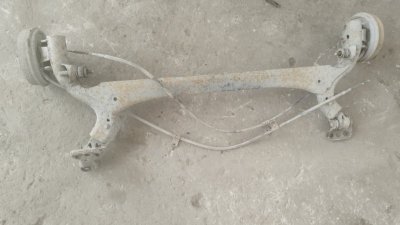 Балка подвески Toyota Prius 1998 NHW10