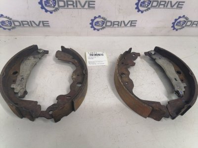 Тормозные колодки Nissan Almera G15